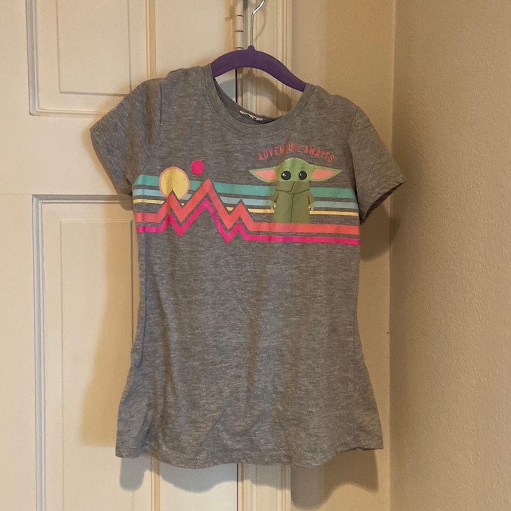Child size medium Star Wars Baby Yoda “Adventure Awaits” t-shirt